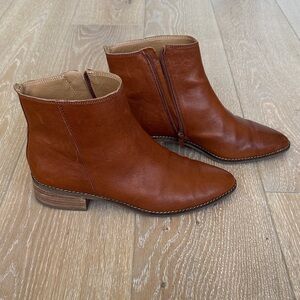 Lucky Brand Women's Lenree Leather Booties in Whiskey Cameron (cognac brown)